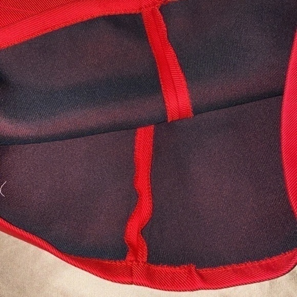 Zara Perfect Red colour skirt NWOT Zara skirt - Picture 6 of 6